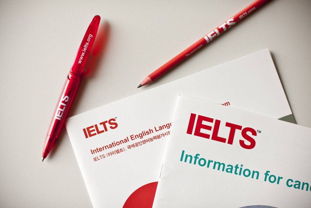 mien-thi-tot-nghiep-tieng-anh-thpt-qua-de-voi-ielts-4-0