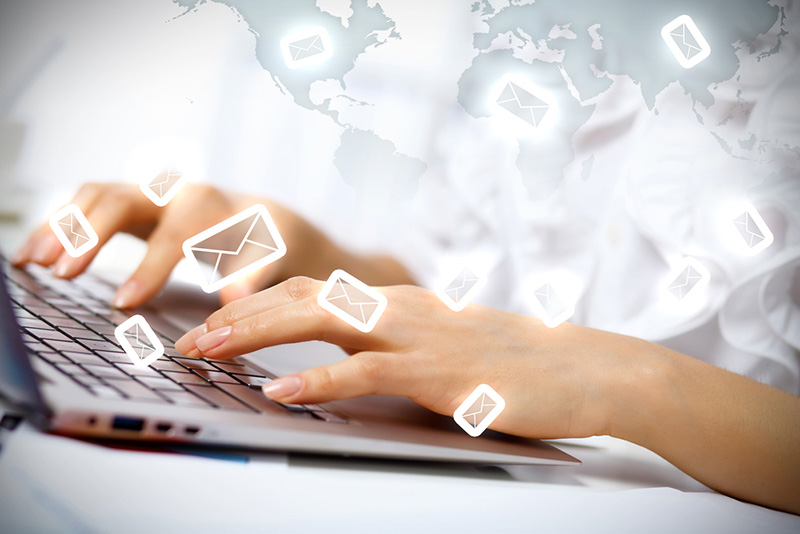 24-dong-tu-tieng-anh-ban-se-dung-den-khi-viet-e-mail-thuong-mai